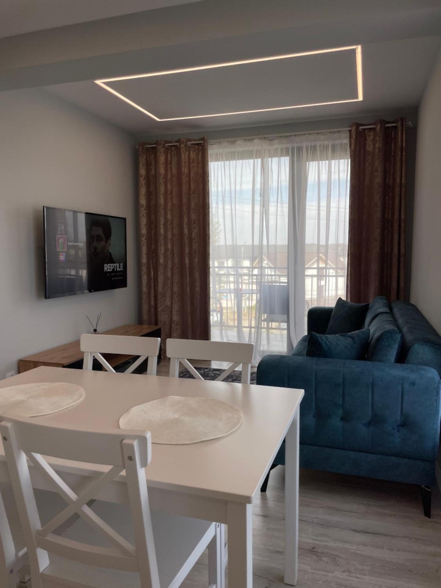 Noah Apartment Self Check-In Отопень Екстер'єр фото